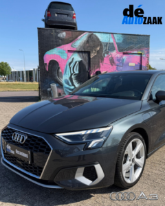 Audi A3 Sportback 40 TFSI e plug-in hybride in Satin Grey bij Dé Autozaak Lelystad
