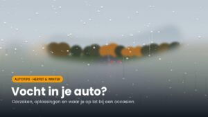 Beslagen autoruit met regendruppels: vocht in auto in de herfst